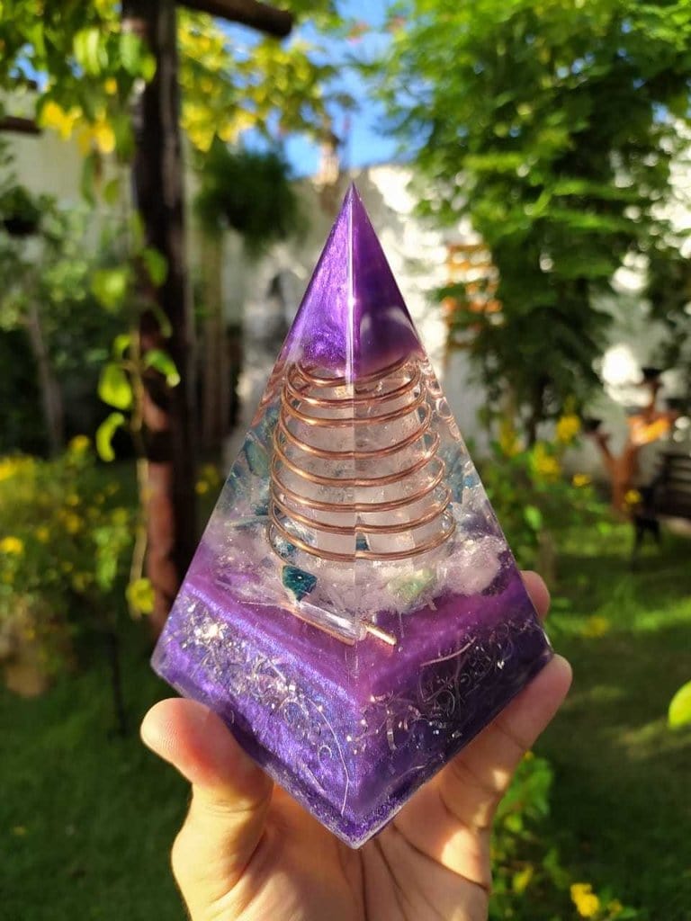 Violet Devotion | Spiritual Encouragement