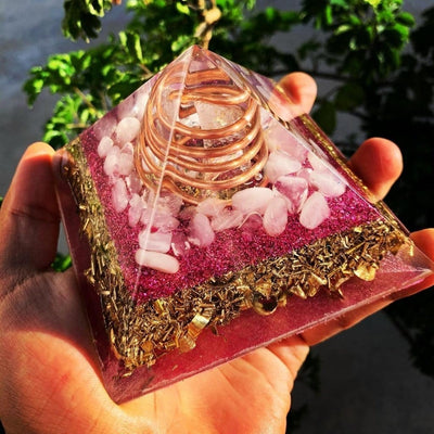 MINI CHEOPS - ROSE QUARTZ | LOVE, KINDNESS, EMOTIONAL HEALING, RELEASE FROM STRESS, UNITY WITH THE DIVINE - SpiritCenter